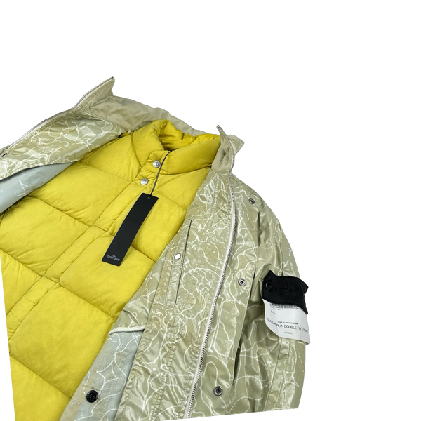 Stone Island Shadow Project Yellow Lining Glass Poplin Double Face Print Jacket - Medium