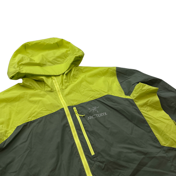 Arcteryx Lightweight Hooded Windstopper Jacket - Large