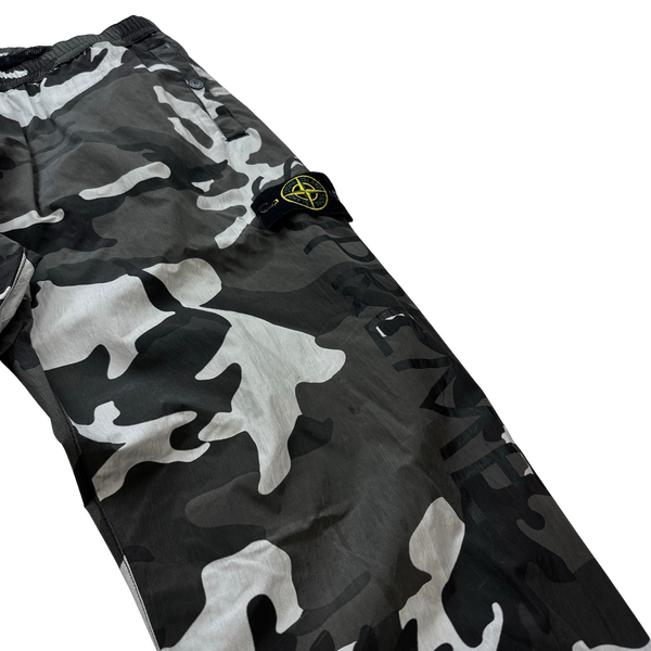 Stone island supreme camo pants deals