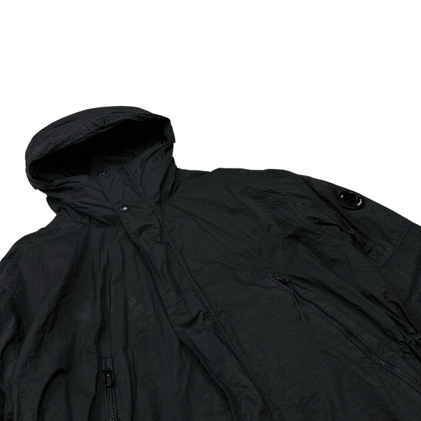 CP Company Black/Navy Down Filled Nyfoil Fishtail Parka - Large – Mat's ...