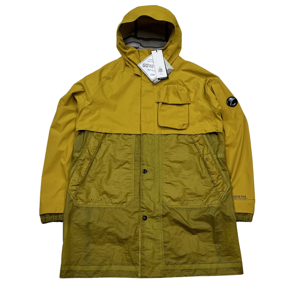 CP Company Yellow Gore-Tex Infinium Waterproof Lens Viewer Jacket - Medium