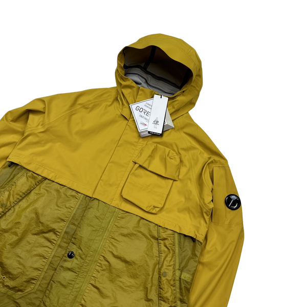 CP Company Yellow Gore-Tex Infinium Waterproof Lens Viewer Jacket - Medium