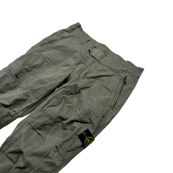 Thick cargo trousers with pockets